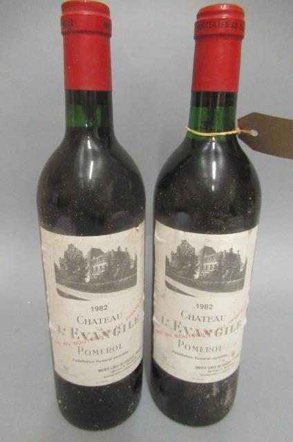 2 bottles Chateau L'Evangile Image