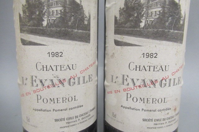 2 bottles Chateau L'Evangile Image