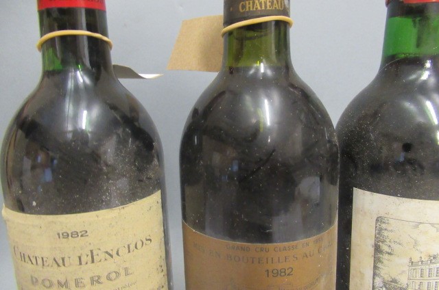 3 bottles of red Bordeaux Image