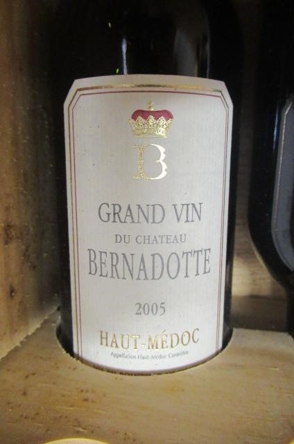 8 half bottles Chateau Bernadotte Image