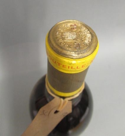 1 bottle Chateau d'Yquem Image