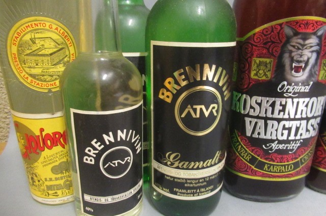 12 bottles of mixed spirits & liqueurs Image