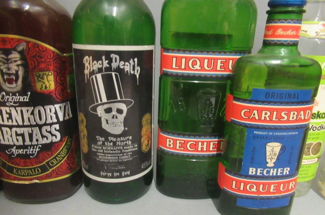 12 bottles of mixed spirits & liqueurs Image