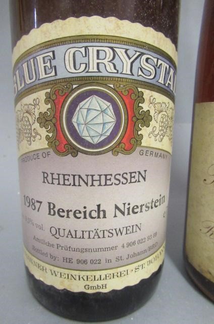 1 bottle vintage Muscat de Beaumes de Venise Image