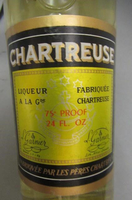 1 bottle Yellow Chartreuse Image
