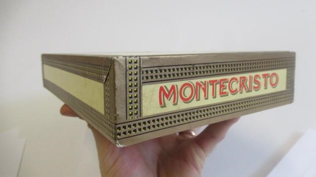 A box of 25 Montecristo No.4 Haban cigars Image