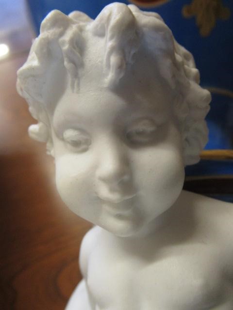 A LARGE PAIR OF PARIS PORCELAIN VASES Image