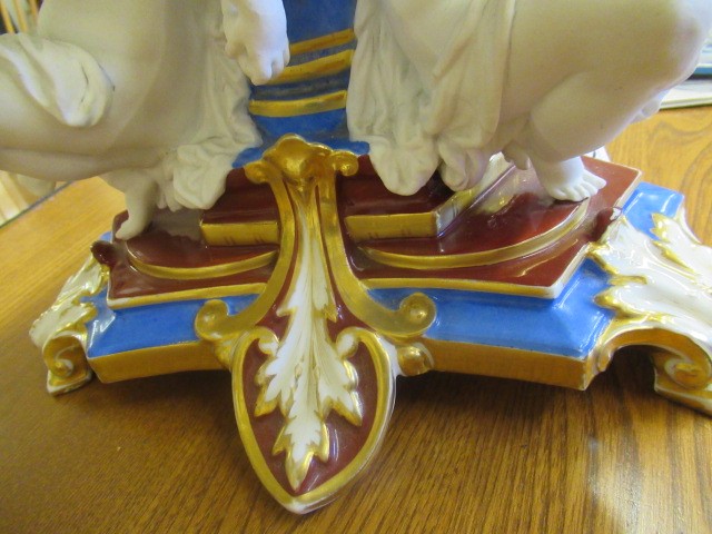 A LARGE PAIR OF PARIS PORCELAIN VASES Image