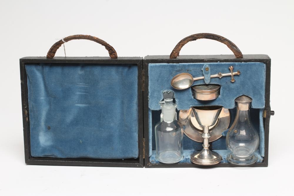 A SILVER TRAVELLING HOLY COMMUNION SET Image
