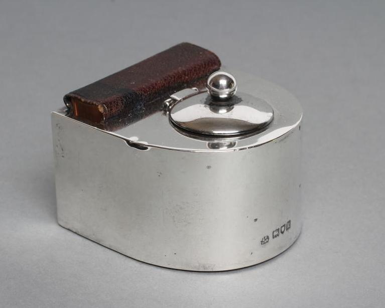 AN EDWARDIAN SILVER INKWELL Image