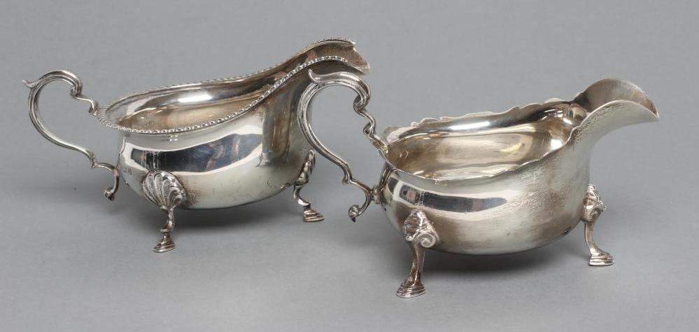 A BRITANNIA STANDARD SILVER SAUCEBOAT Image