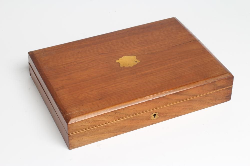 A SET OF TWELVE PAIRS OF EDWARDIAN SILVER FISH KNIVES AND FORKS Image