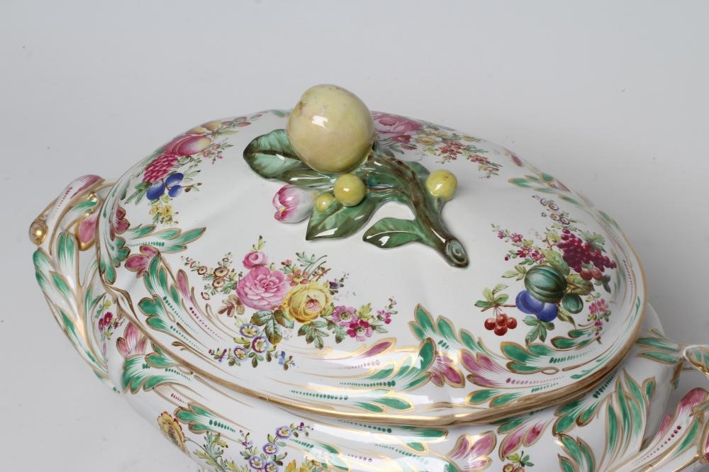 A LARGE ST. AMAND ET HAMAGE FAIENCE TUREEN AND COVER Image
