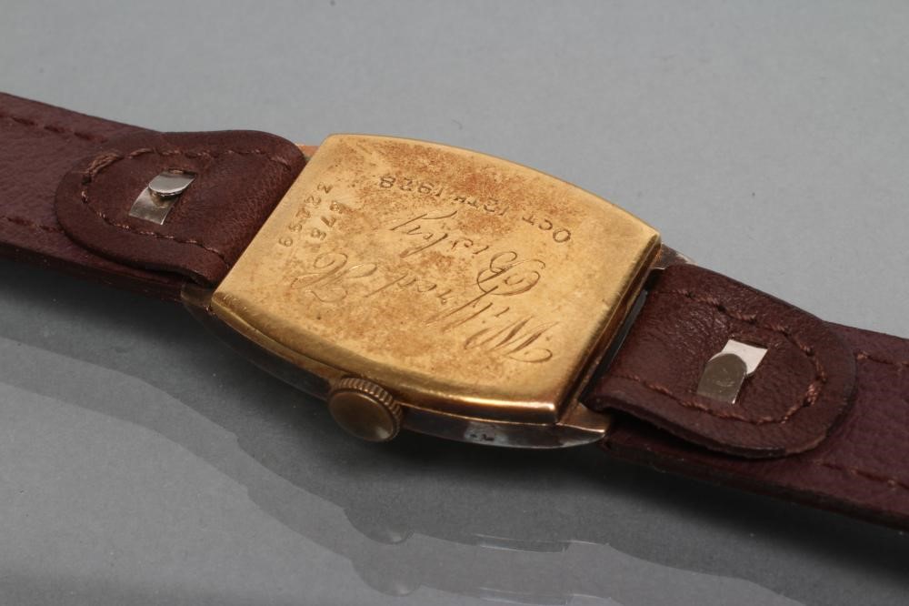 A GENTLEMAN'S 18CT GOLD ROLEX WRISTWATCH Image