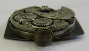 A GENTLEMAN'S 18CT GOLD ROLEX WRISTWATCH Image