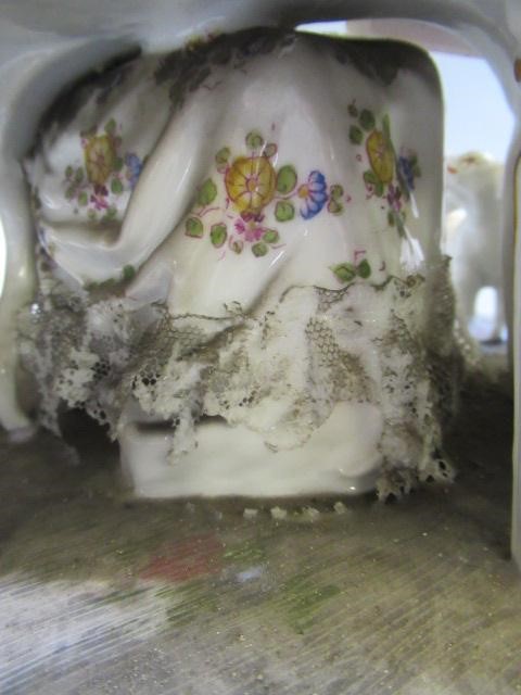 A SAMSON PORCELAIN FIGURE GROUP Image