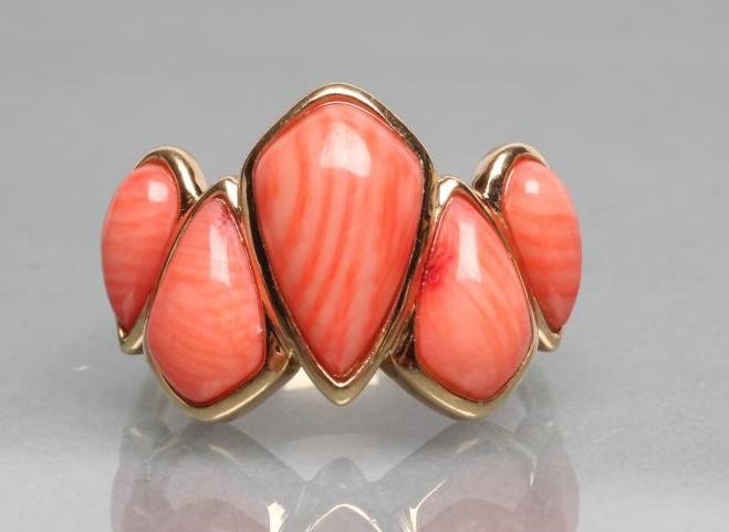 A CORAL DRESS RING Image