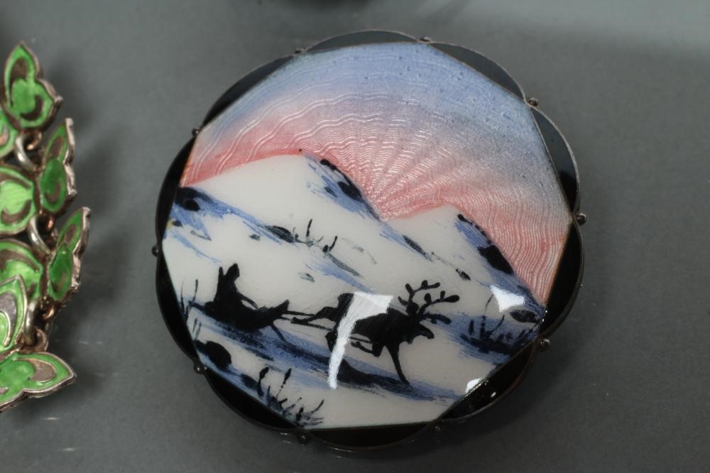 A COLLECTION OF NORWEGIAN SILVER AND ENAMELLED JEWELLERY Image