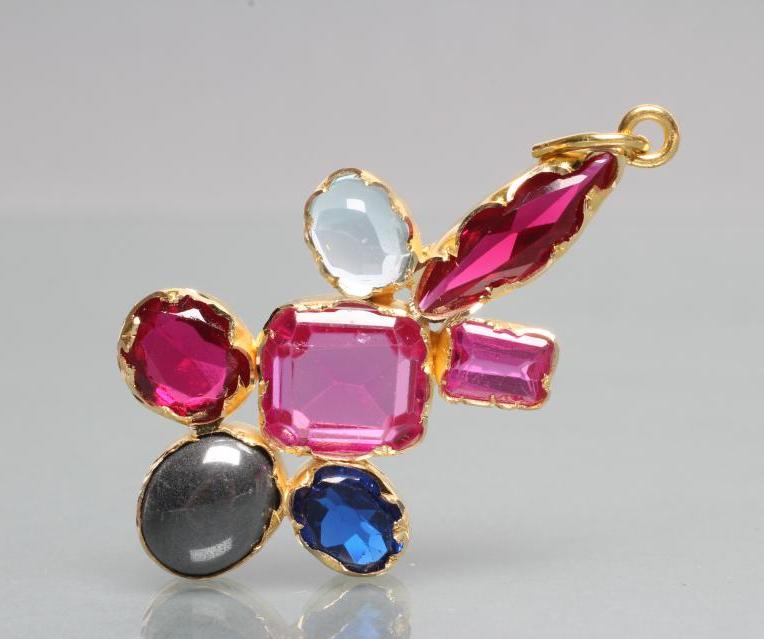 A MULTI GEM PENDANT Image