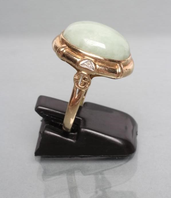 A JADE COCKTAIL RING Image