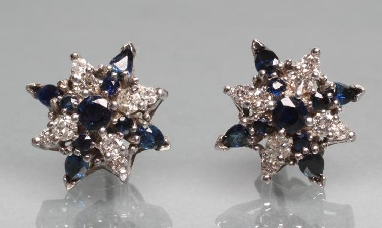 A PAIR OF SAPPHIRE AND DIAMOND SNOWFLAKE CLUSTER EAR STUDS on 18ct white gold posts (Est. plus 21% Image