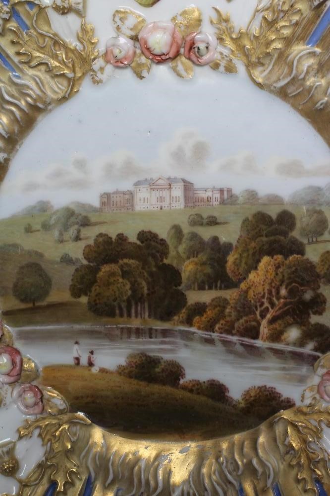 A PORCELAIN CABINET PLATE Image