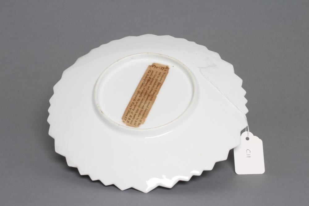 A PORCELAIN CABINET PLATE Image
