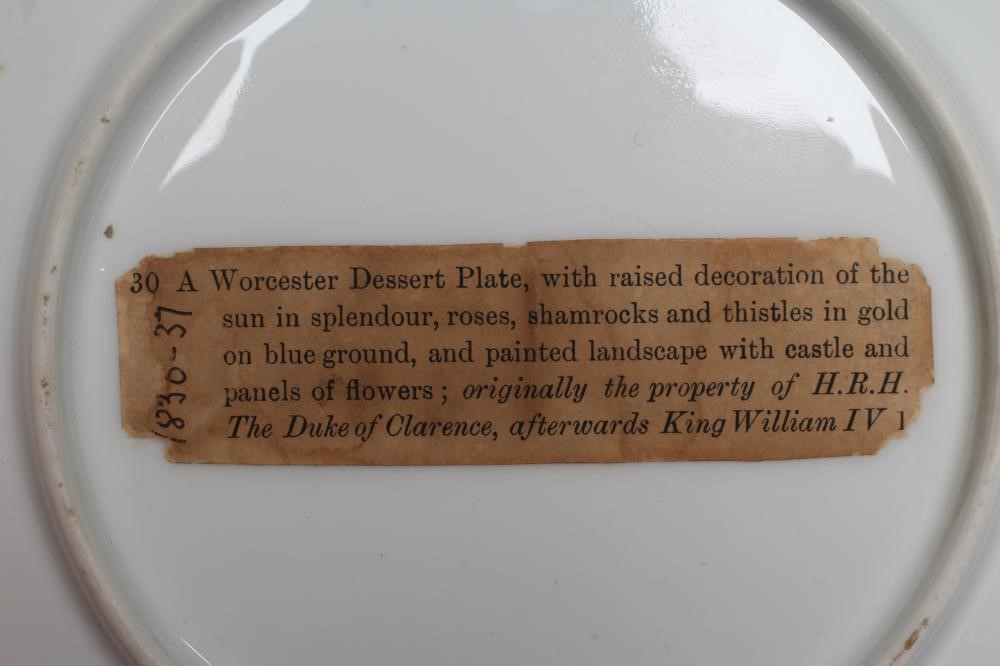 A PORCELAIN CABINET PLATE Image
