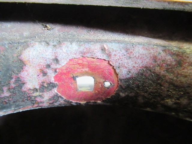 A JAPANESE CLOISONNE ENAMEL TRIPOD CENSOR AND COVER of two handled lobed ovoid form with arcade Image