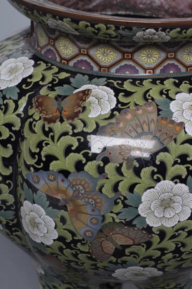 A JAPANESE CLOISONNE ENAMEL TRIPOD CENSOR AND COVER of two handled lobed ovoid form with arcade Image