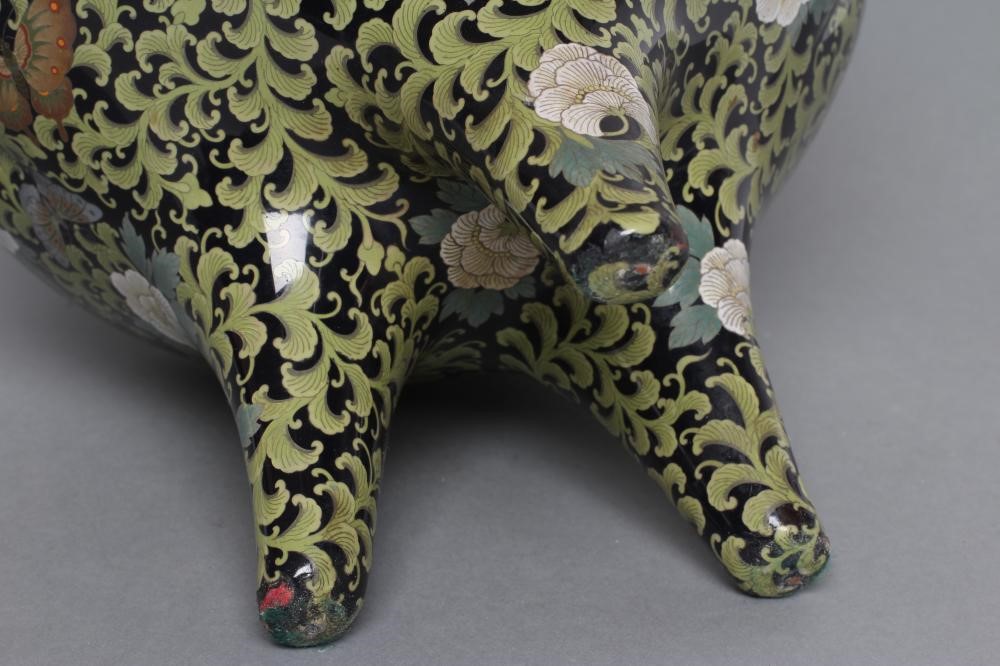 A JAPANESE CLOISONNE ENAMEL TRIPOD CENSOR AND COVER of two handled lobed ovoid form with arcade Image