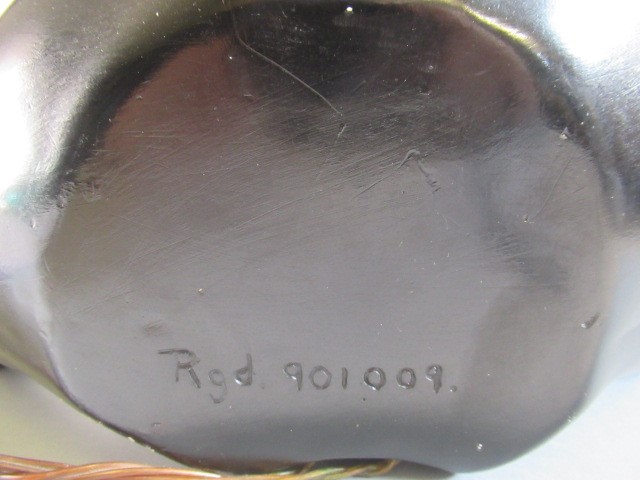 A RETRO DURON TRETCHIKOFF STYLE CHALK WARE LAMP BASE Image