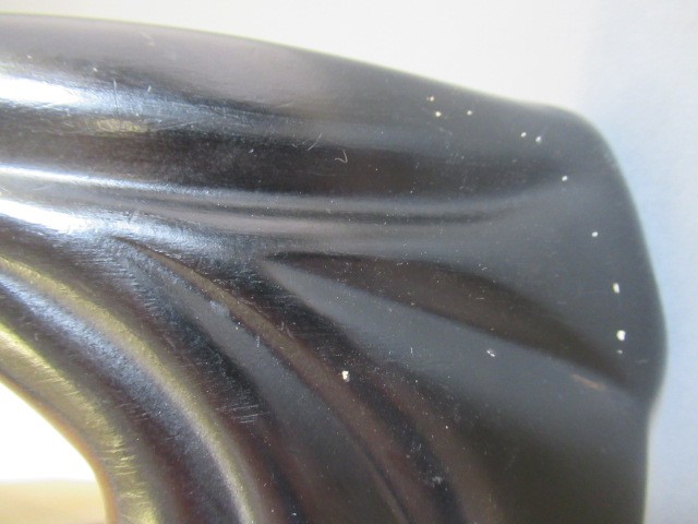 A RETRO DURON TRETCHIKOFF STYLE CHALK WARE LAMP BASE Image