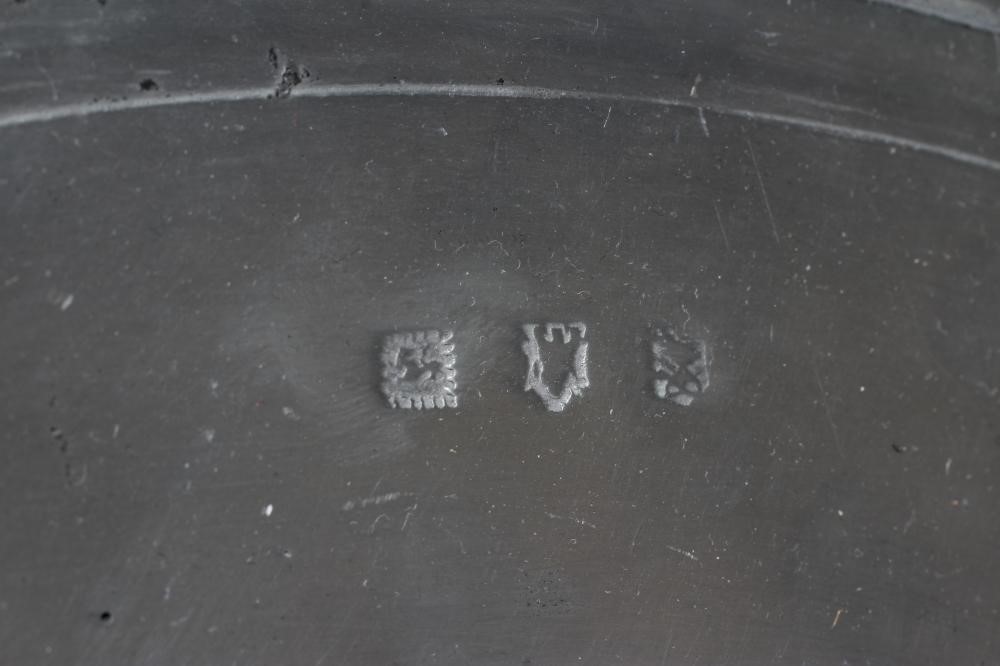 A TRIPLE REED PEWTER CHARGER Image