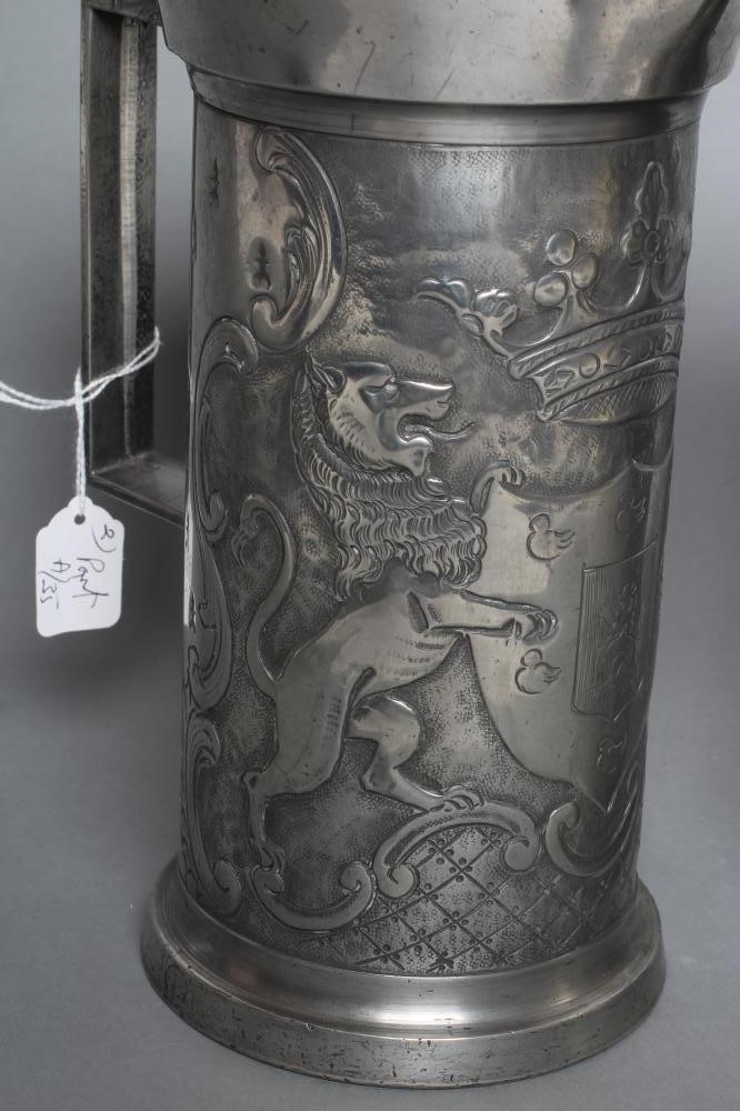 A PEWTER TWO LITRE WINE MEASURE Image
