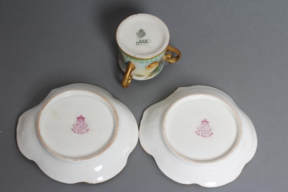 A PAIR OF ROYAL WORCESTER CHINA DISHES Image