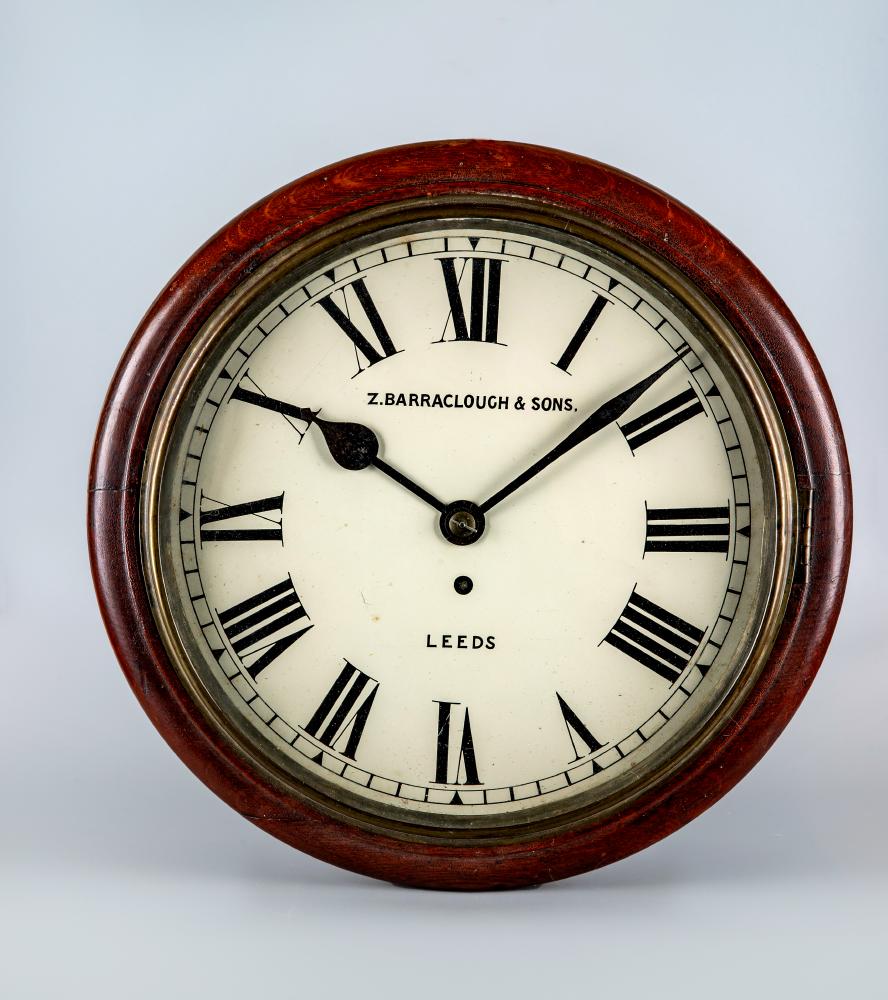 AN OAK WALL TIME PIECE Image