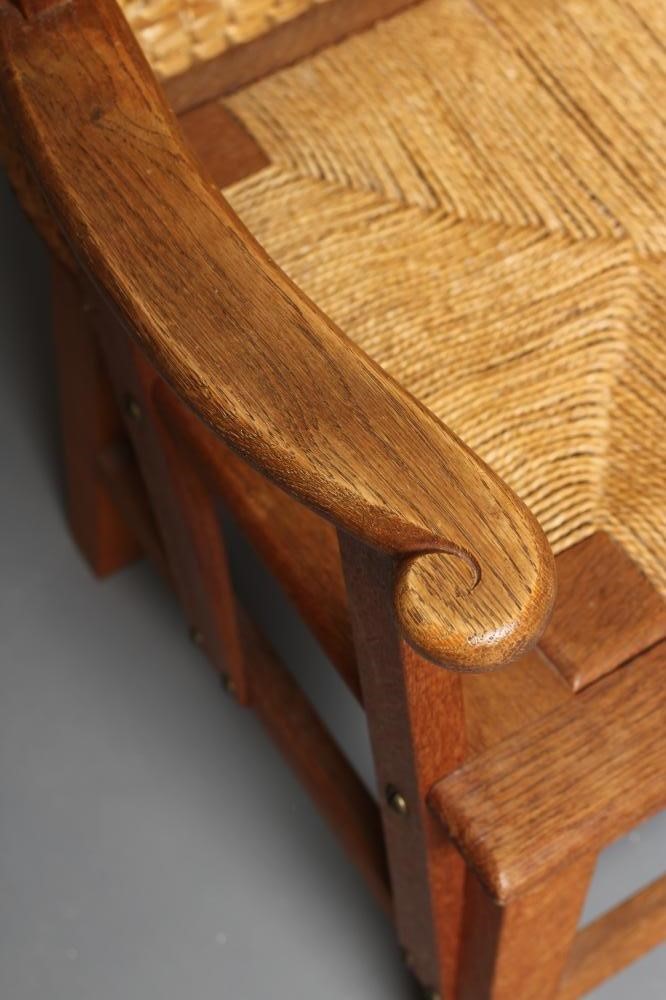 AN ORKNEY OAK CHAIR of Kirkness type Image