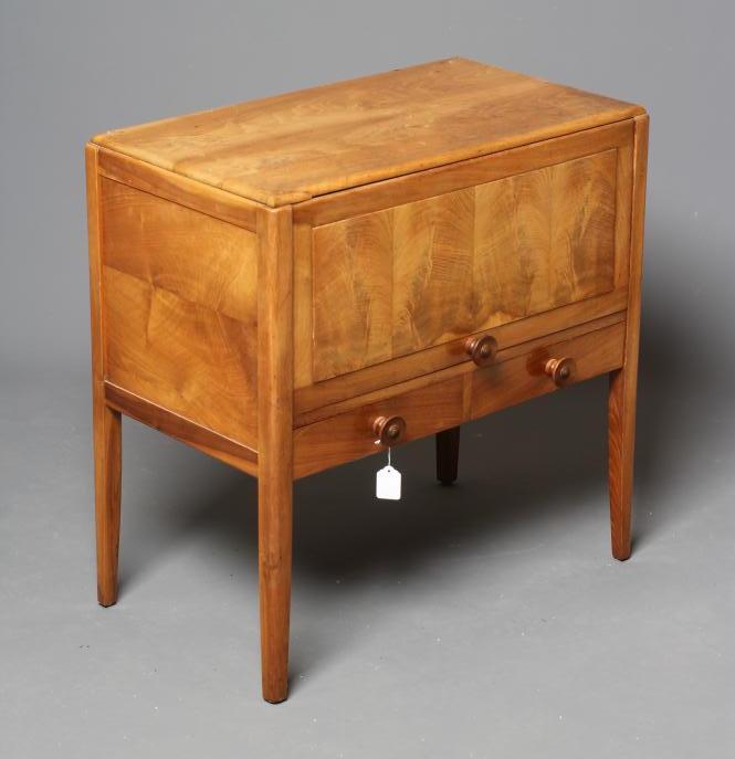 A GORDON RUSSELL WALNUT SMALL SIDE CABINET Image