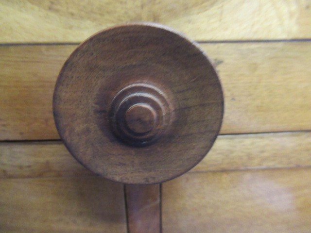 A GORDON RUSSELL WALNUT SMALL SIDE CABINET Image
