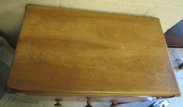 A GORDON RUSSELL WALNUT SMALL SIDE CABINET Image