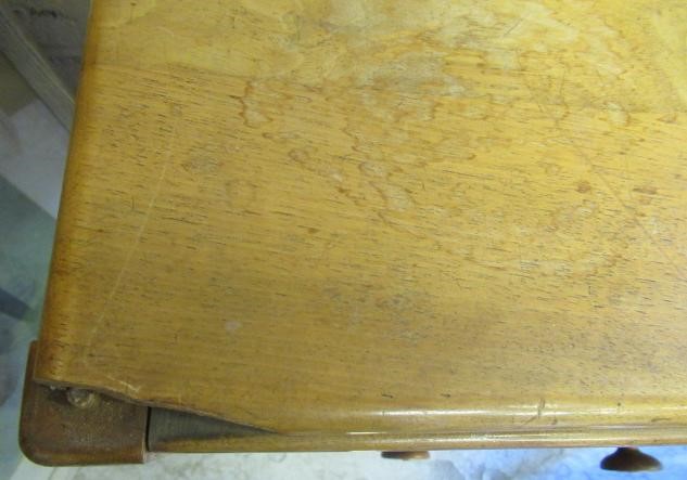 A GORDON RUSSELL WALNUT SMALL SIDE CABINET Image