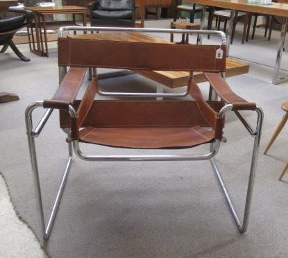 A MARCEL BRUER DESIGN WASSILY AG3 CLUB CHAIR Image