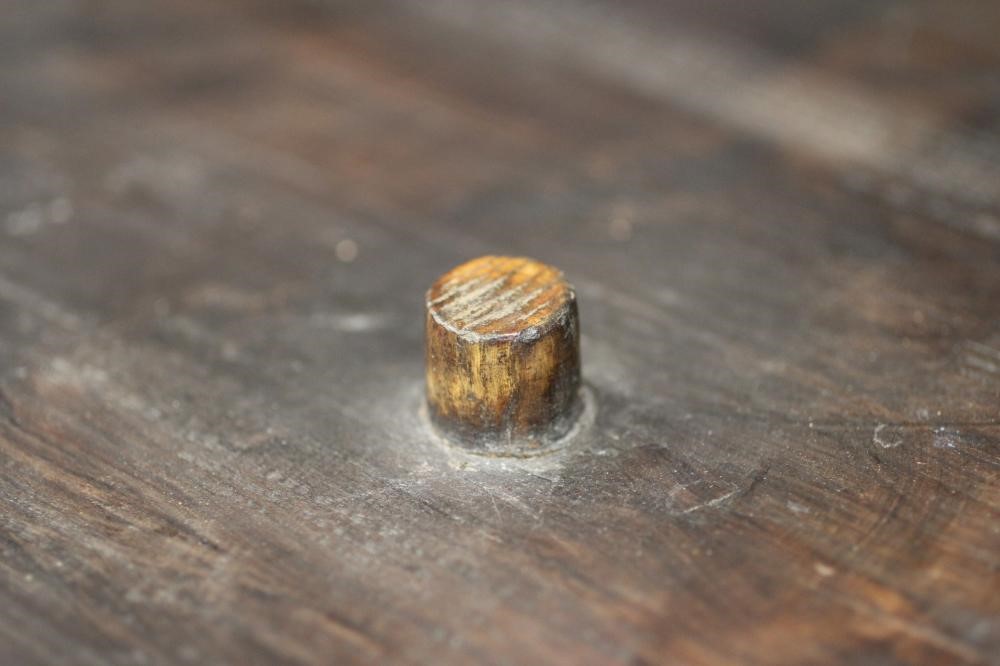 A GEORGIAN MAHOGANY STRAIGHT FRONTED CHEST Image