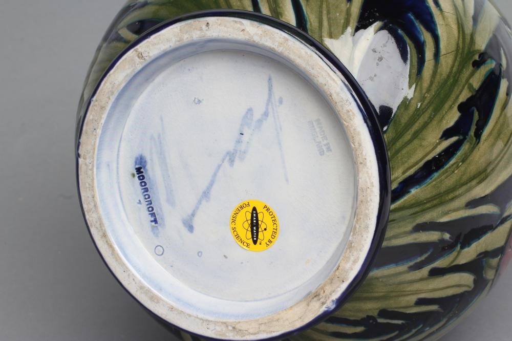 A MOORCROFT POTTERY ANEMONE PATTERN VASE Image