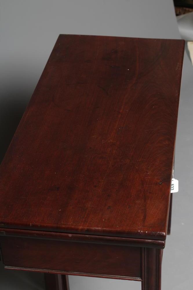A GEORGIAN MAHOGANY FOLDING TEA TABLE Image