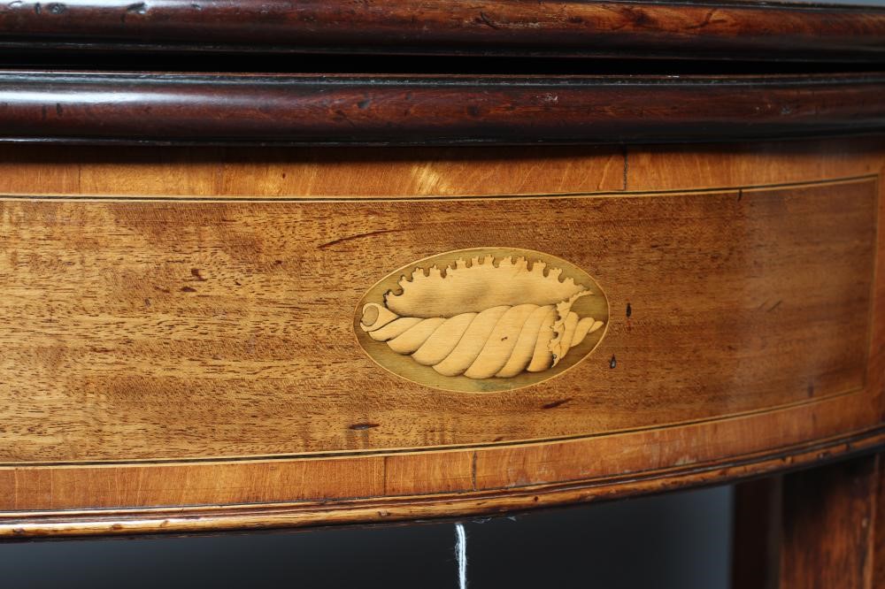A GEORGIAN MAHOGANY FOLDING TEA TABLE Image