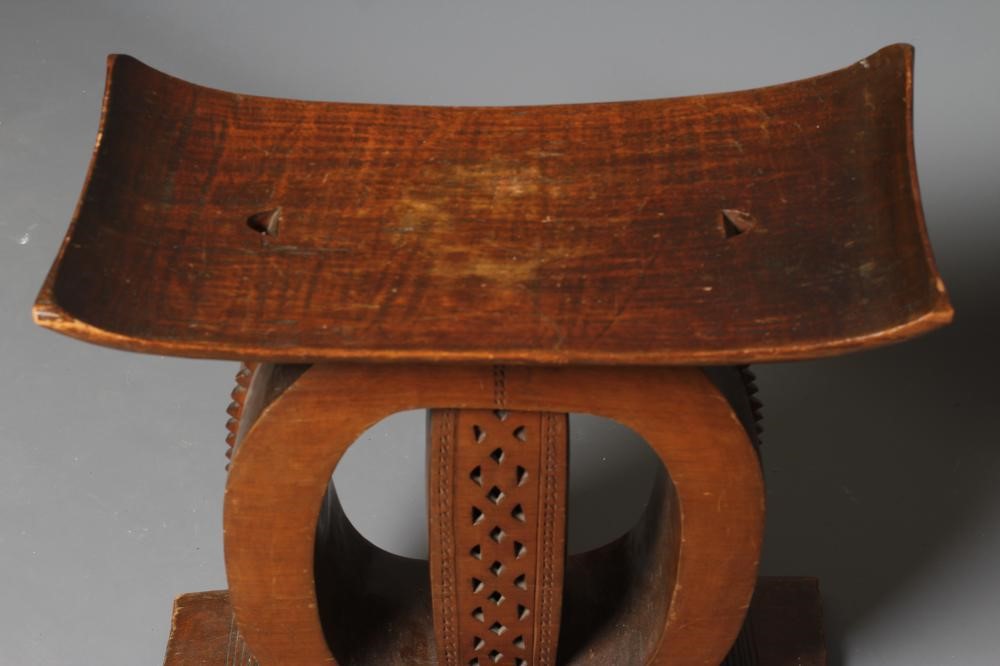 A LARGE ASHANTI STOOL Image