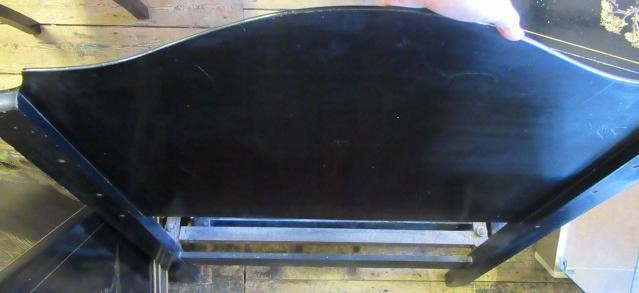 A BLACK LACQUERED CHINOISERIE PART BEDROOM SUITE Image