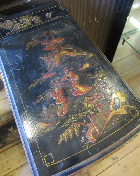 A BLACK LACQUERED CHINOISERIE PART BEDROOM SUITE Image